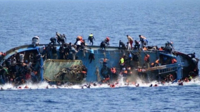 বাংলাদেশিসহ সমুদ্রে ৯০ অবৈধ অভিবাসীকে নিয়ে নৌকাডুবি