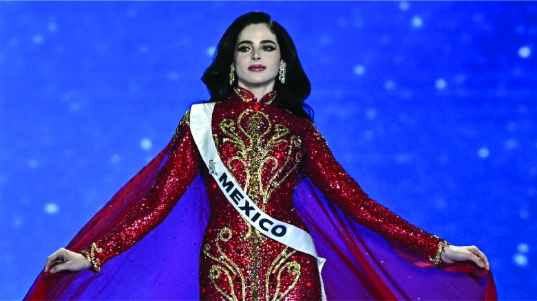 ‘মিস ইউনিভার্স’-এর মুকুট জয়ী কে এই ফাতিমা বশ