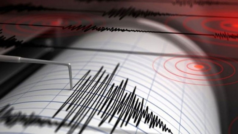 আলাস্কায় সাত মাত্রার শক্তিশালী ভূমিকম্পের আঘাত